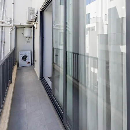 Chic Downtown Hideaway Lägenhet Msida