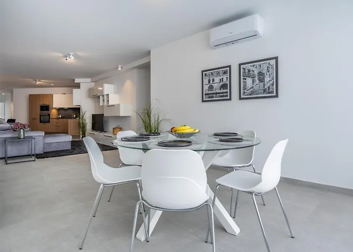 Chic Downtown Hideaway Apartamento Msida